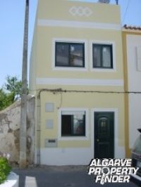 For Sale: Villa In West Algarve, Portugal.