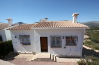 2 Bedrooms - Villa - Alicante - For Sale