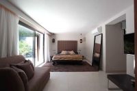 5 Bedroom Villa