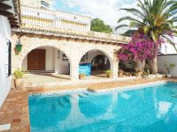 5 Bedrooms - Villa - Alicante - For Sale